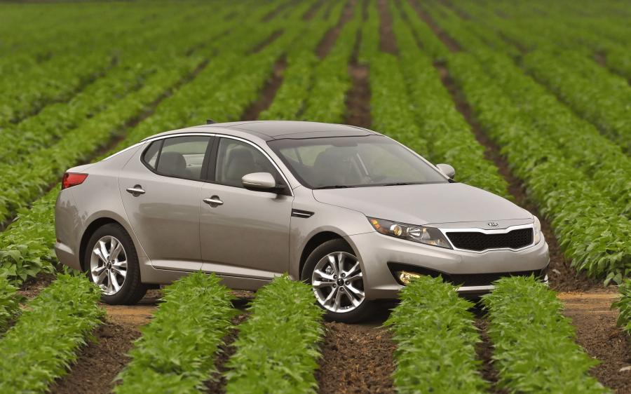  Kia Optima 2011 года  (фото 24 из 69)